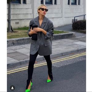 Most unbelievable half zip legging/trousers 🤩